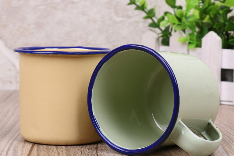 Pure yellow enamel mug (5)