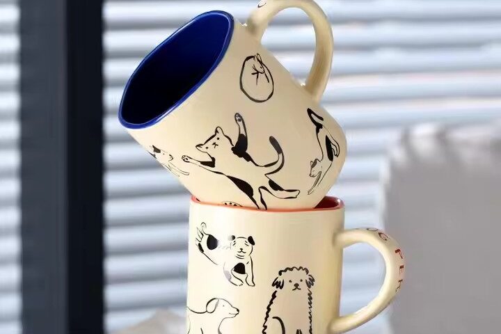 Cartoon cat and dog couple ceramic coffee mugs with lids and spoons