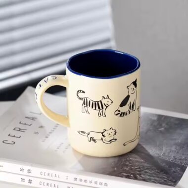 Cartoon cat and dog couple ceramic coffee mugs with lids and spoons