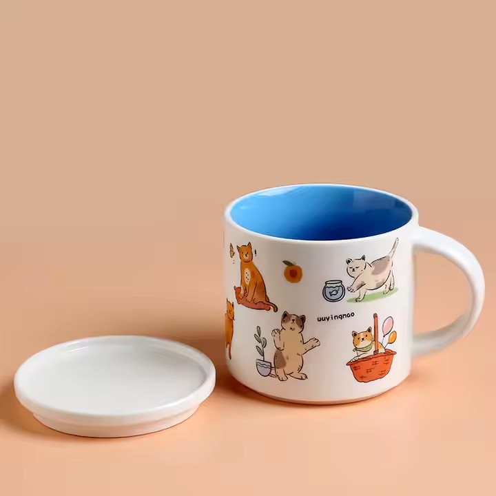 Cute cat design ceramic coffee mug with lid and spoon, perfect for home use