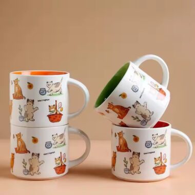Cute cat design ceramic coffee mug with lid and spoon, perfect for home use