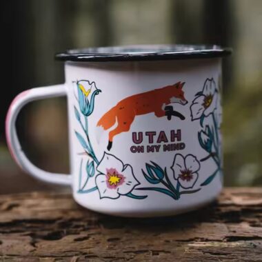 Best-selling reusable enamel camping mug for outdoor adventures and branding