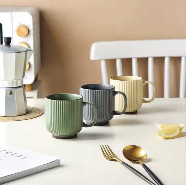 Modern Vintage Glazed Ceramic Coffee Mug with Stripe Texture