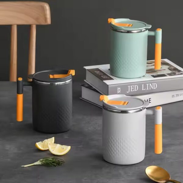 Double wall insulated stainless steel mug for hot and cold beverages