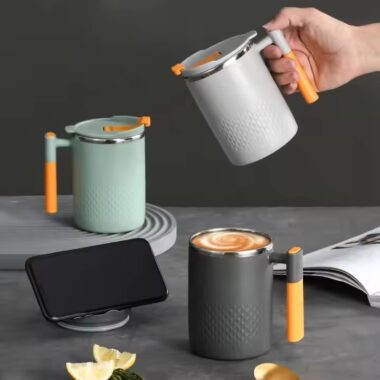 Double wall insulated stainless steel mug for hot and cold beverages